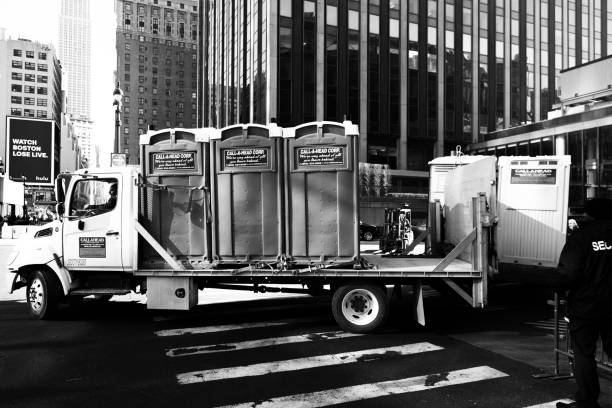 Best High-end porta potty rental  in Und City, MO